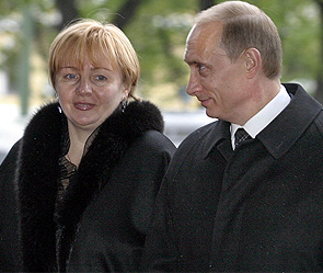 Путин хочет выдать жену замуж Путин хочет выдать жену замуж