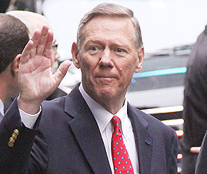 Генеральный директор Ford уходит в отставку Генеральный директор Ford уходит в отставку