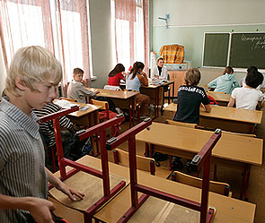 Из крымской школы хотели сделать базу США Из крымской школы хотели сделать базу США