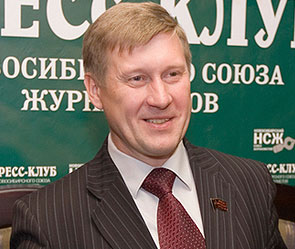 Анатолий Локоть стал мэром Новосибирска Анатолий Локоть стал мэром Новосибирска