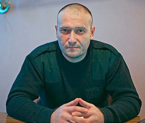 Ярош создает спецбатальон "Донбасс" Ярош создает спецбатальон "Донбасс"