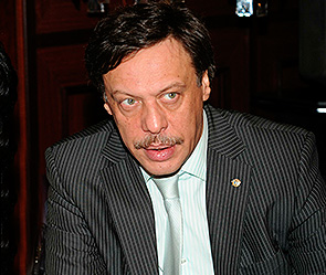 Москвичей позвали считать голоса на выборах Москвичей позвали считать голоса на выборах