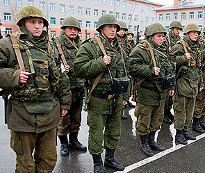 Россияне верят в свою армию Россияне верят в свою армию