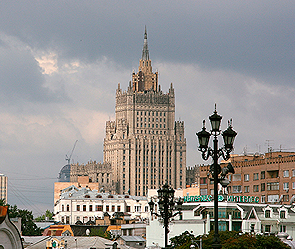 Москва призвала мир воздействовать на Киев Москва призвала мир воздействовать на Киев