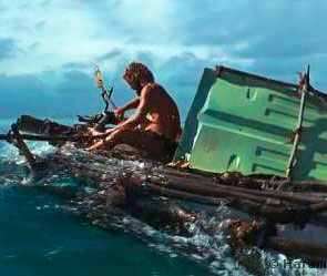 Афганец пытался пересечь Ла-Манш на плоту Афганец пытался пересечь Ла-Манш на плоту