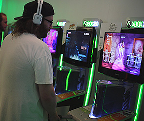 Китайских геймеров посадили за кражу в игре Китайских геймеров посадили за кражу в игре