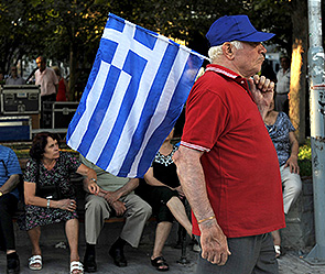 Греки лишают себя жизни из-за долгов Греки лишают себя жизни из-за долгов
