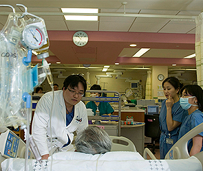 Глава Samsung попал в реанимацию Глава Samsung попал в реанимацию