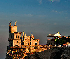 Киев оценил ущерб от потери Крыма Киев оценил ущерб от потери Крыма