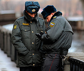 Полицейским запретят гаджеты Полицейским запретят гаджеты