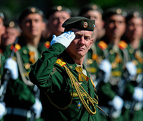 НАТО беззащитна перед Россией НАТО беззащитна перед Россией