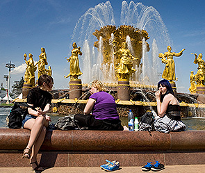 В Москву пришла 30-градусная жара В Москву пришла 30-градусная жара