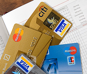 Visa и MasterCard остаются с Россией Visa и MasterCard остаются с Россией