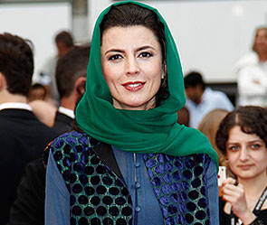 Актрису из Ирана выпорят за поцелуй Актрису из Ирана выпорят за поцелуй