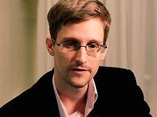 Сноуден: США сделали из меня шпиона Сноуден: США сделали из меня шпиона