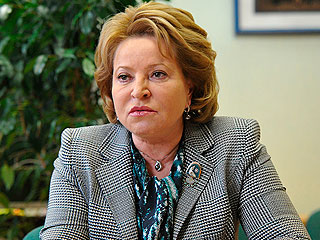 Матвиенко отругала сенатора-прогульщика Матвиенко отругала сенатора-прогульщика