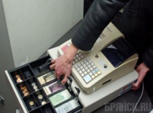 Ранее судимого жителя Климовского района поймали за грабеж