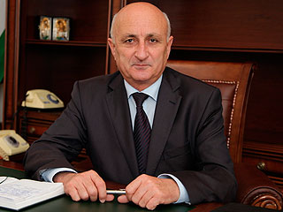 Премьер Абхазии готов уступить оппозиции Премьер Абхазии готов уступить оппозиции