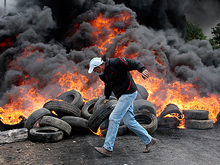В Киеве началась "зачистка" Майдана В Киеве началась "зачистка" Майдана