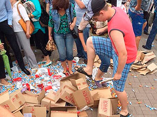 Донецк растоптал Roshen Порошенко Донецк растоптал Roshen Порошенко