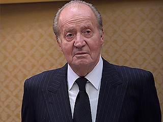 Названа причина отречения короля Испании Названа причина отречения короля Испании