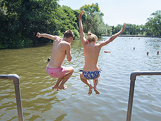 Жара в Москве идет на рекорд Жара в Москве идет на рекорд