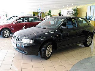 Авторынок Украины терпит рекордное падение Авторынок Украины терпит рекордное падение