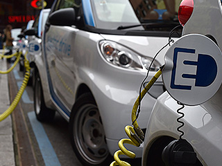 В столице появятся электрозаправки В столице появятся электрозаправки