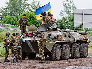 Aрмия начала танковую атаку на Славянск Aрмия начала танковую атаку на Славянск