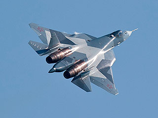 Т-50 загорелся на аэродроме в Жуковском Т-50 загорелся на аэродроме в Жуковском