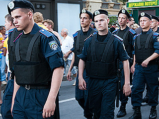 Возмущенные бойцы Нацгвардии ушли в Киев Возмущенные бойцы Нацгвардии ушли в Киев