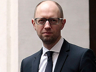 Яценюк отверг скидку России на газ Яценюк отверг скидку России на газ