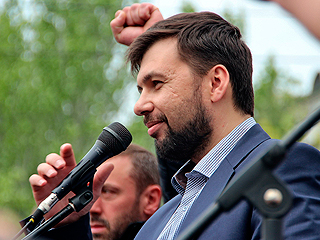 Взорван автомобиль лидера ДНР Пушилина Взорван автомобиль лидера ДНР Пушилина