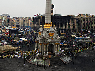 На Майдане до смерти забили журналиста На Майдане до смерти забили журналиста