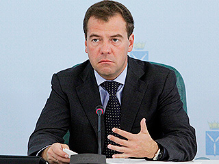 Медведев назвал Дещицу неадекватным Медведев назвал Дещицу неадекватным