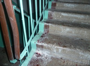 Помог зазнобе освободить комнату от "бывшего"