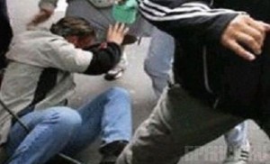 В Дятьково юнцы избили и ограбили подвыпившего мужчину