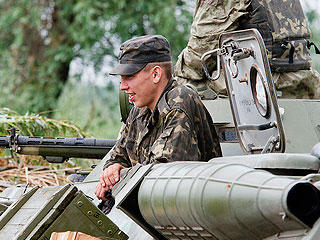 Донецкие ополченцы отбили танковую базу Донецкие ополченцы отбили танковую базу