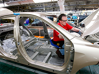 Toyota откроет два новых цеха в Питере Toyota откроет два новых цеха в Питере