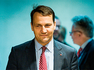 Глава польского МИДа прилюдно оскандалился Глава польского МИДа прилюдно оскандалился