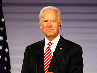 Вице-президент США признался в "бедности" Вице-президент США признался в "бедности"