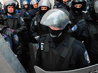 В Одессе милицию отправили на войну В Одессе милицию отправили на войну