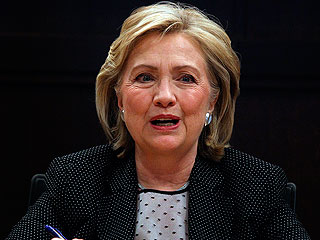 Клинтон скрывает проблемы со здоровьем Клинтон скрывает проблемы со здоровьем