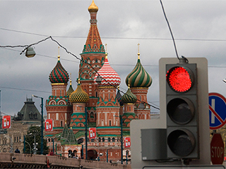 Поворот на красный разрешат по всей России Поворот на красный разрешат по всей России