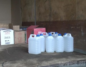 В Володарском районе спиртным торговали из гаража