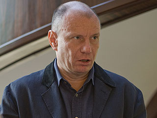 Потанин будет платить сыну 4 млн в месяц Потанин будет платить сыну 4 млн в месяц