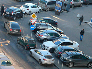 В Москве появятся консультанты по парковкам В Москве появятся консультанты по парковкам