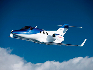 Honda испытала свой первый самолет Honda испытала свой первый самолет