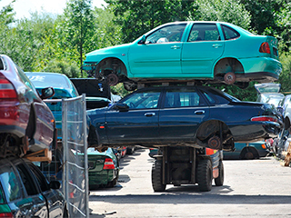 Автохлам утилизируют через четыре месяца Автохлам утилизируют через четыре месяца