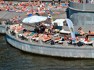 Москвичей предупредили об аномальной жаре Москвичей предупредили об аномальной жаре